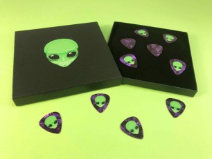 Pearl purple guitar picks and black CD matchboxes with full colour on-body UV-LED printing