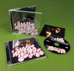 CD jewel cases with full colour on-case printing