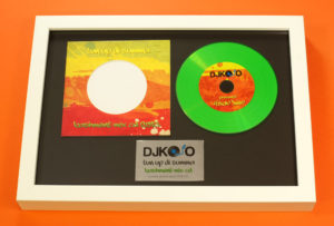 CD presentation A4 frame with green vinyl CD