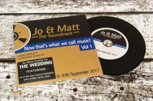 wedding-invitation-vinyl-cd-wallet-14