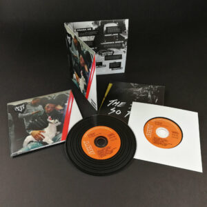 Premium oversized 4 page gatefold CD wallets with vinyl-effect CDs in white inner record-style wallets, fold-out poster booklets and guitar pick stuck on the front cover